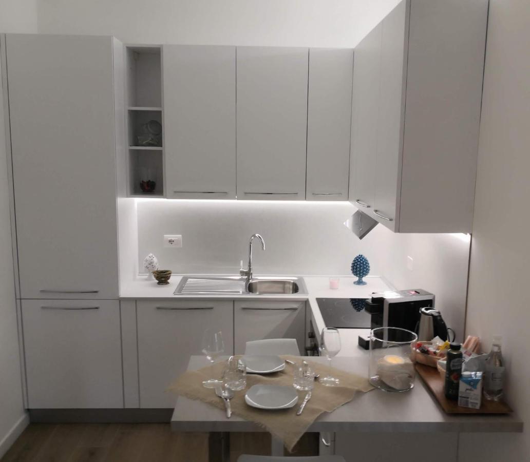 Dimore Capirro Charming Family House Трани Экстерьер фото