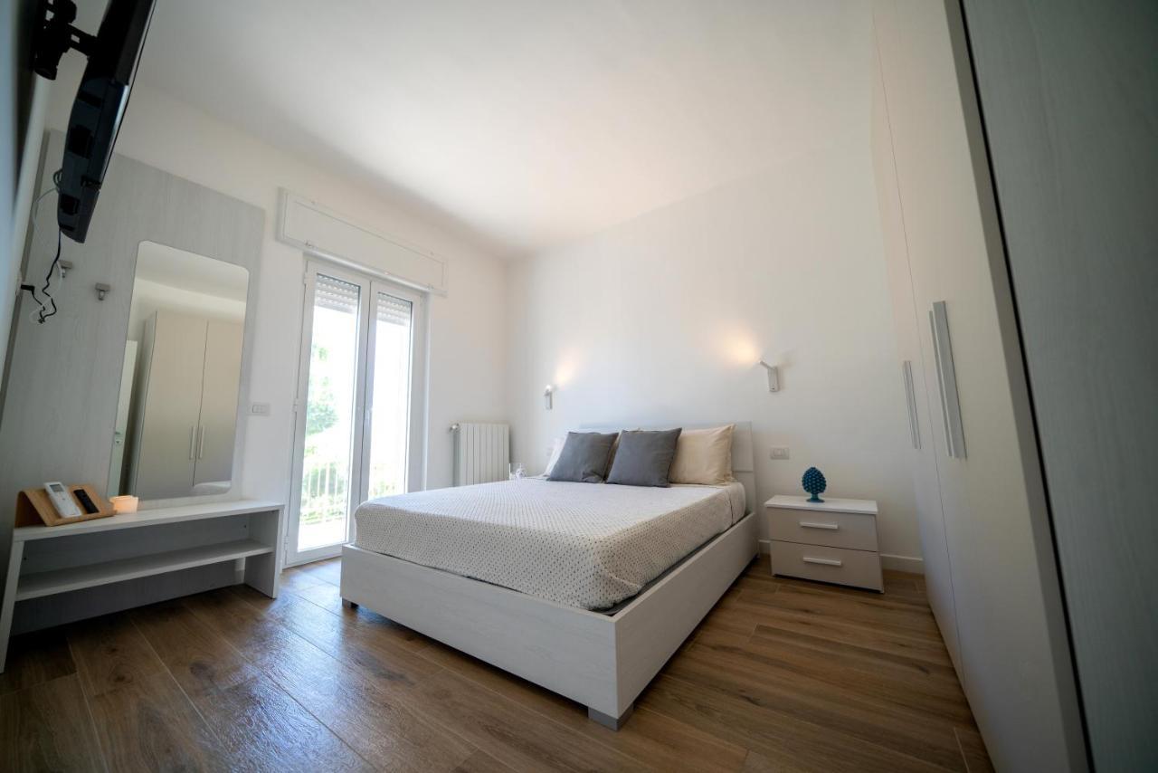 Dimore Capirro Charming Family House Трани Экстерьер фото