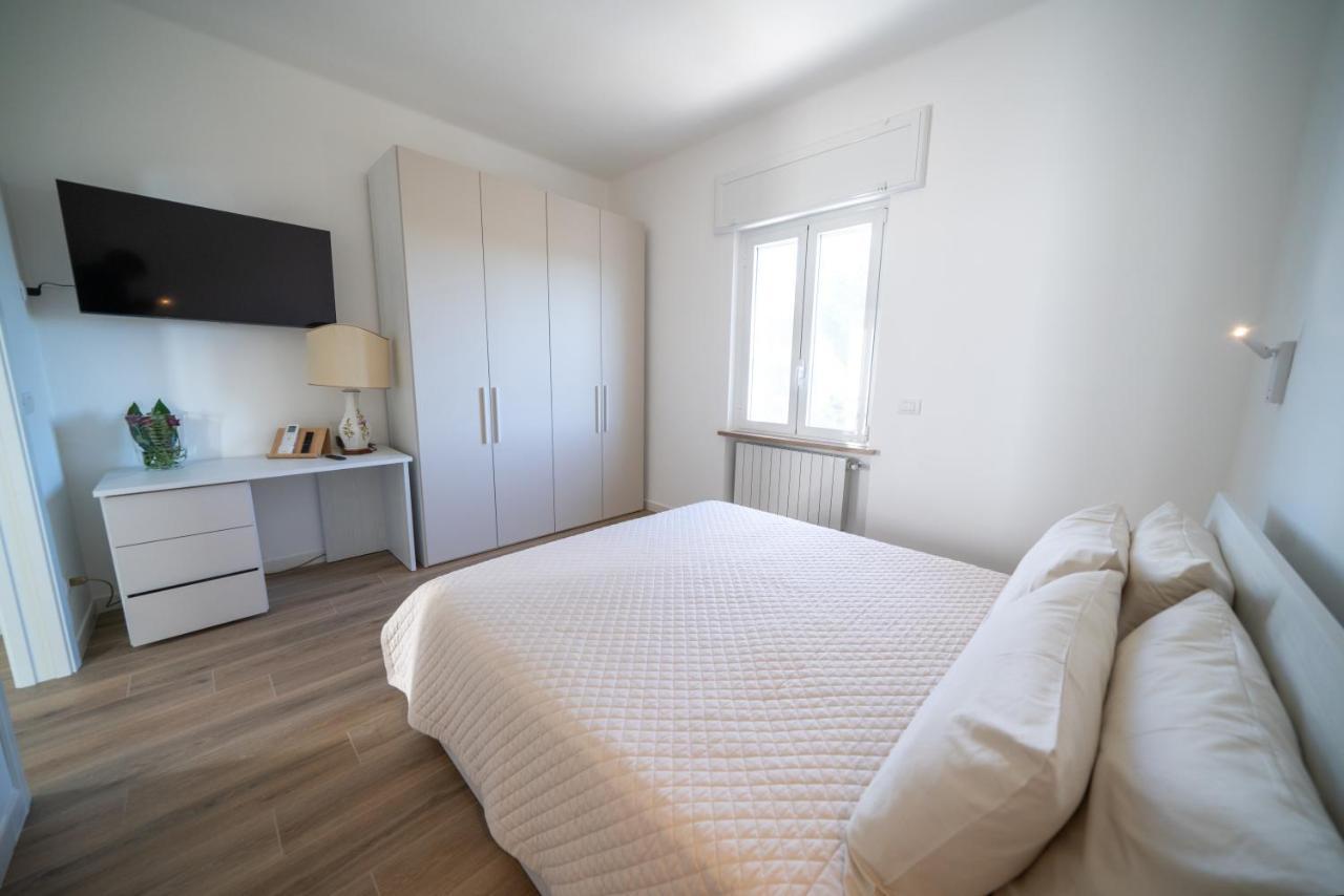 Dimore Capirro Charming Family House Трани Экстерьер фото
